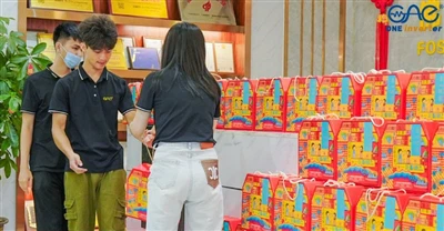 Mä jach’a ch’amax tradición compartida .